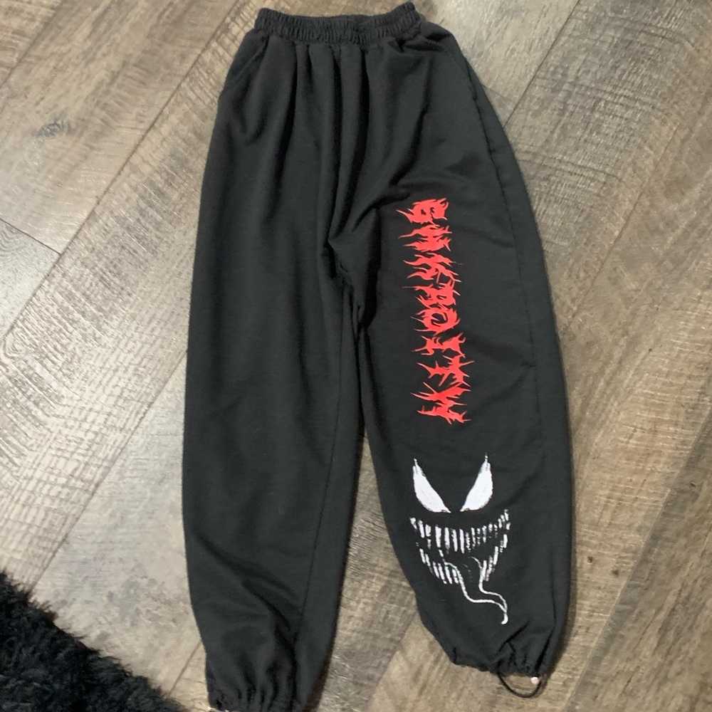 Women’s Black Sweatpants